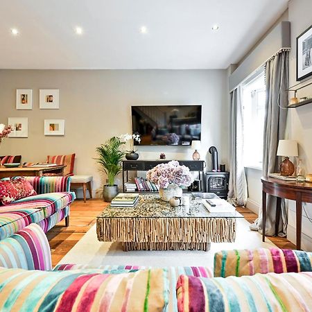 Magnificent 2 Bed Hyde Park Mews House Apartment ลอนดอน ภายนอก รูปภาพ