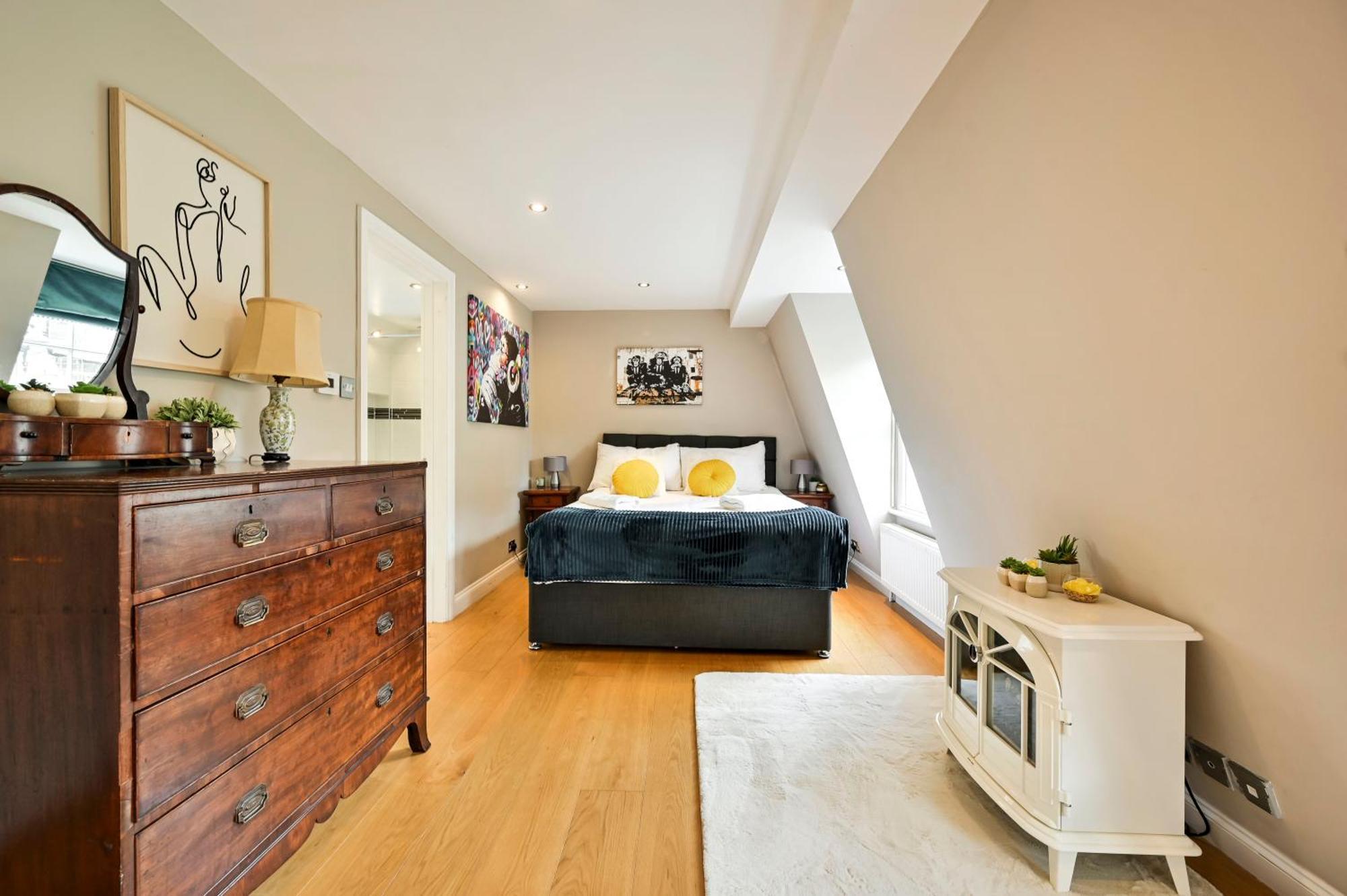 Magnificent 2 Bed Hyde Park Mews House Apartment ลอนดอน ภายนอก รูปภาพ
