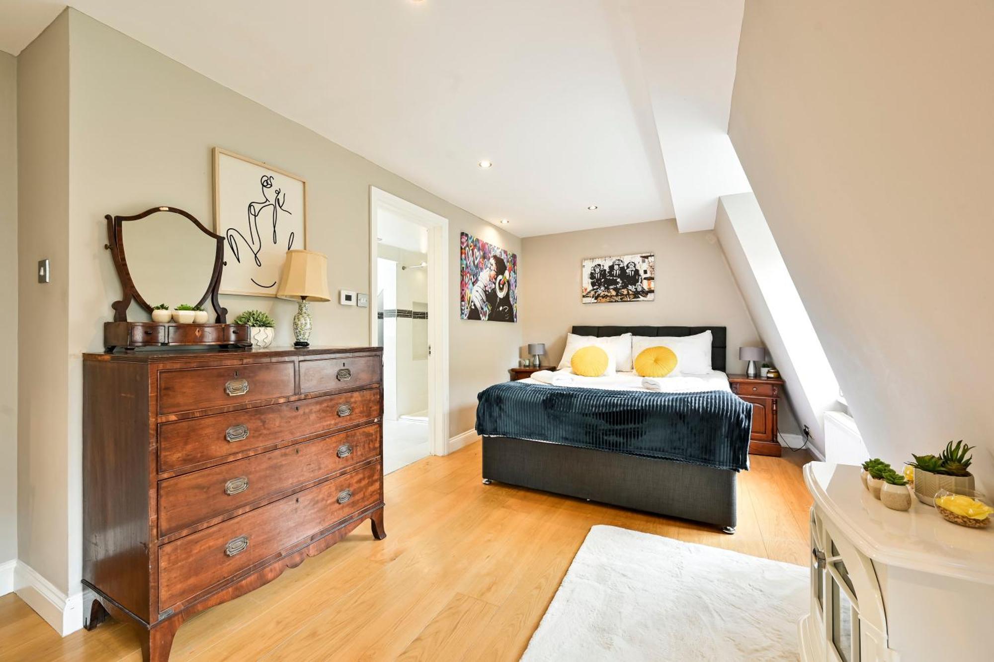 Magnificent 2 Bed Hyde Park Mews House Apartment ลอนดอน ภายนอก รูปภาพ