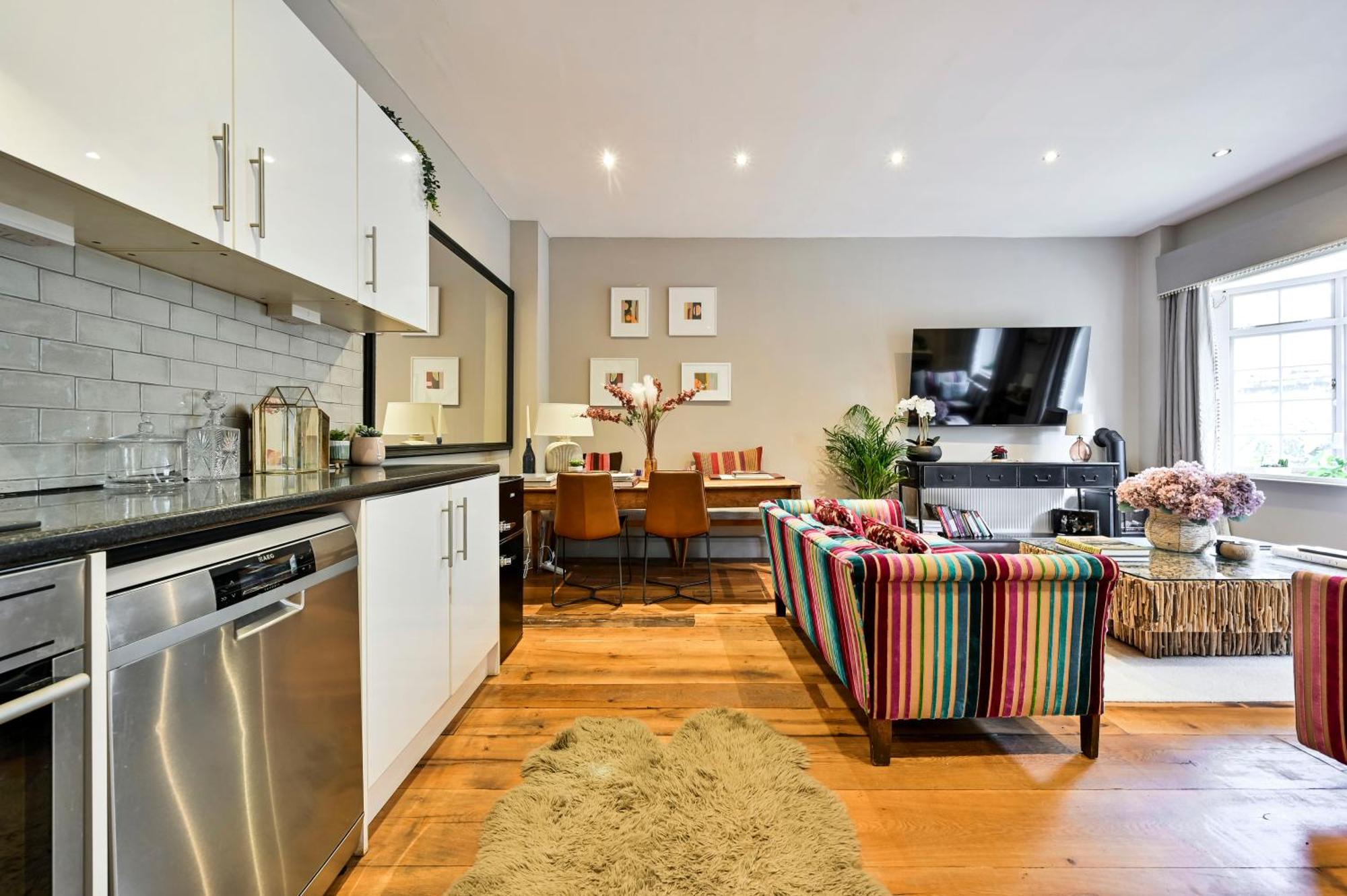 Magnificent 2 Bed Hyde Park Mews House Apartment ลอนดอน ภายนอก รูปภาพ