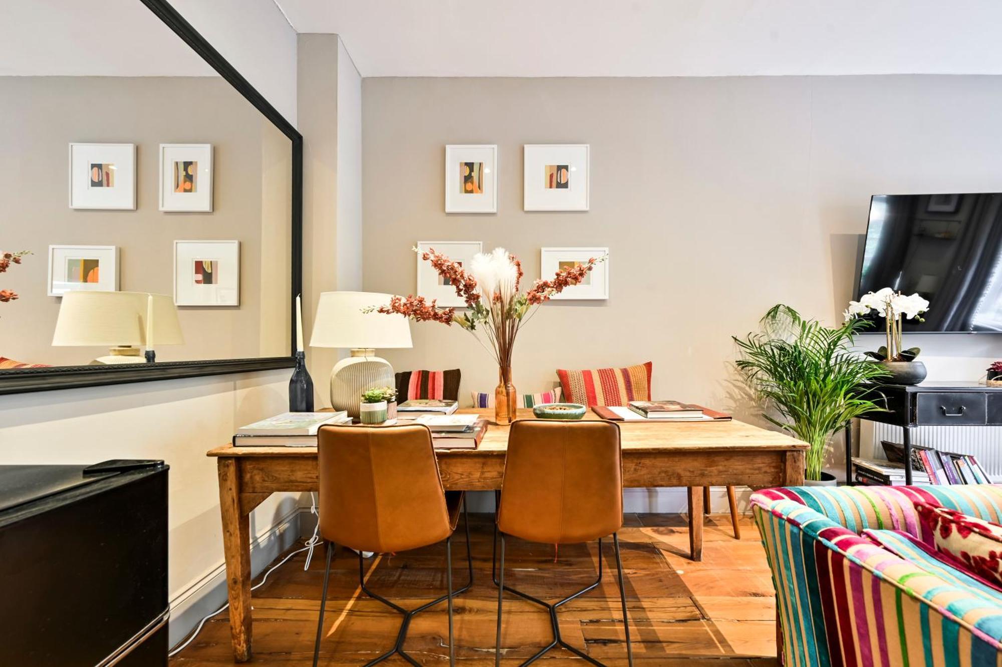 Magnificent 2 Bed Hyde Park Mews House Apartment ลอนดอน ภายนอก รูปภาพ