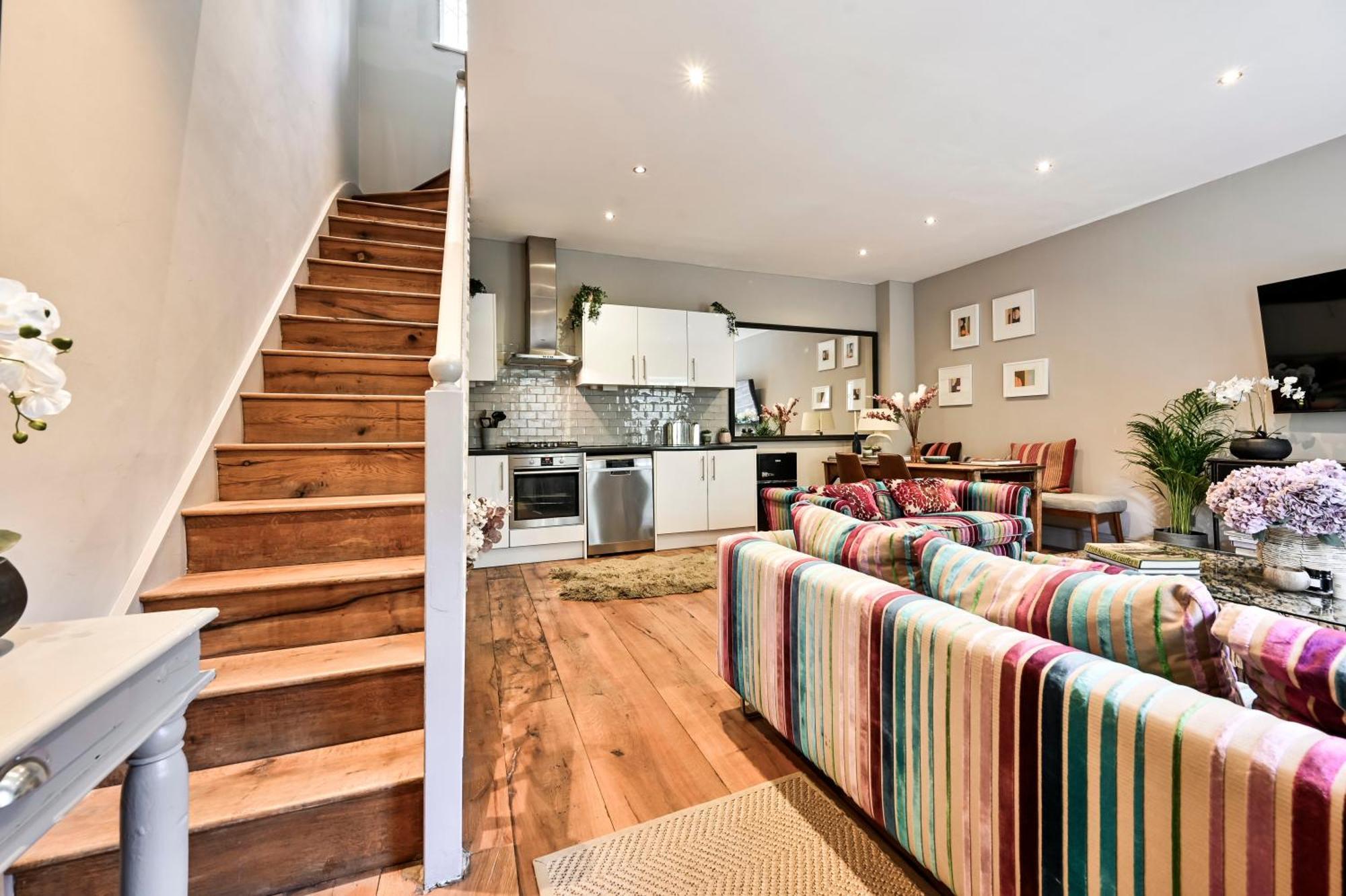 Magnificent 2 Bed Hyde Park Mews House Apartment ลอนดอน ภายนอก รูปภาพ
